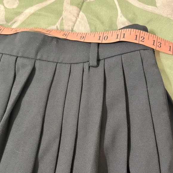 Abercrombie & Fitch | Black A-Line Skirt - Picture 5 of 8